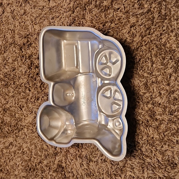 Vintage 1975 Wilton Train Cake Pan - Picture 2 of 3